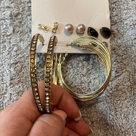 Earring pack of 6 - Picture 3 of 4